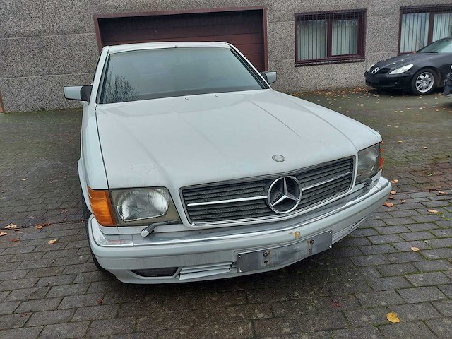 Mercedes - sec - 380 sec - oldtimer - afbeelding 9 van  19
