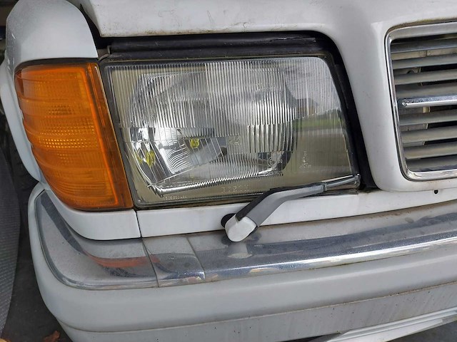 Mercedes - sec - 380 sec - oldtimer - afbeelding 11 van  19