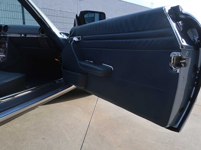 Mercedes - sl 500 - 107 - classic cars >15 - afbeelding 3 van  3