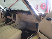 Mercedes - sl 560 - 107 - classic cars >15 - afbeelding 6 van  11