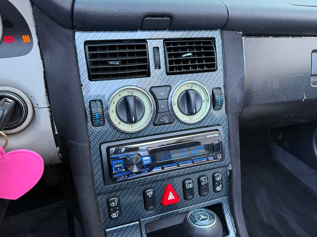 Mercedes - slk - 230 cabrio - car - 1999 - afbeelding 1 van  8