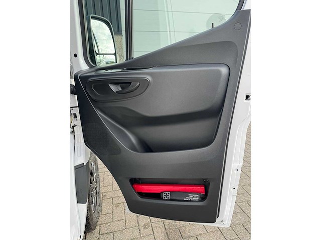 Mercedes - sprinter - 2022 - van - afbeelding 5 van  21