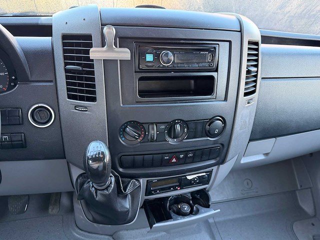 Mercedes - sprinter - truck - 2013 - afbeelding 9 van  23