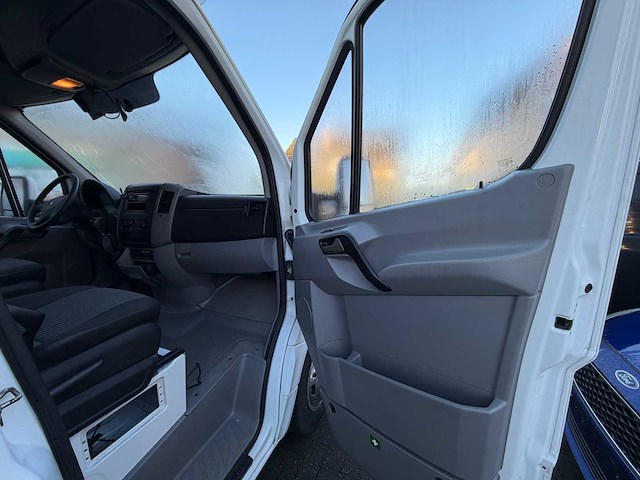 Mercedes - sprinter - truck - 2013 - afbeelding 10 van  23
