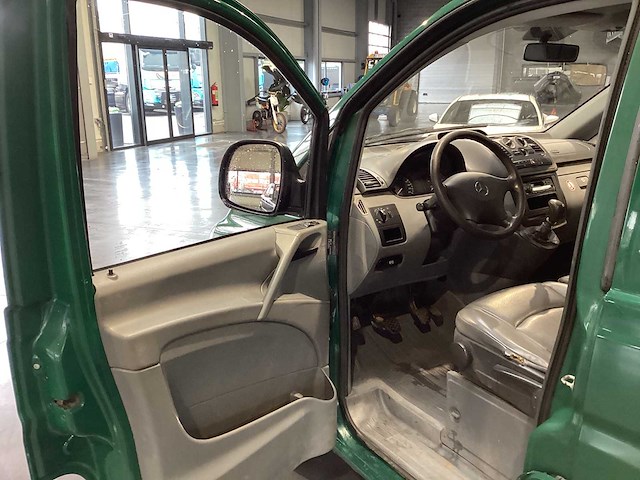 Mercedes - vito - 109 - van - afbeelding 14 van  18