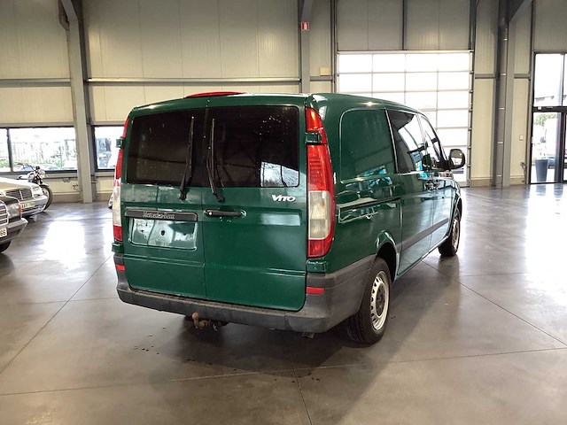 Mercedes - vito - 109 - van - afbeelding 13 van  18