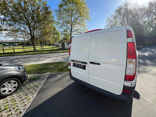Mercedes - vito - van - afbeelding 11 van  17