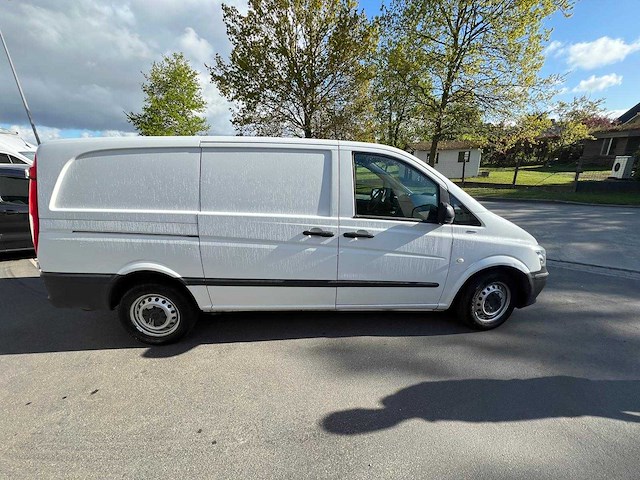Mercedes - vito - van - afbeelding 13 van  17