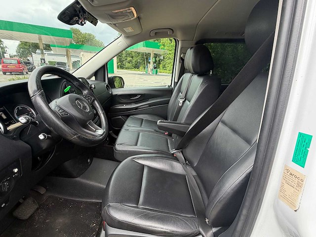 Mercedes - vito e - car - 2021 - afbeelding 2 van  25