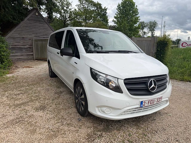 Mercedes - vito e - car - 2021 - afbeelding 12 van  25