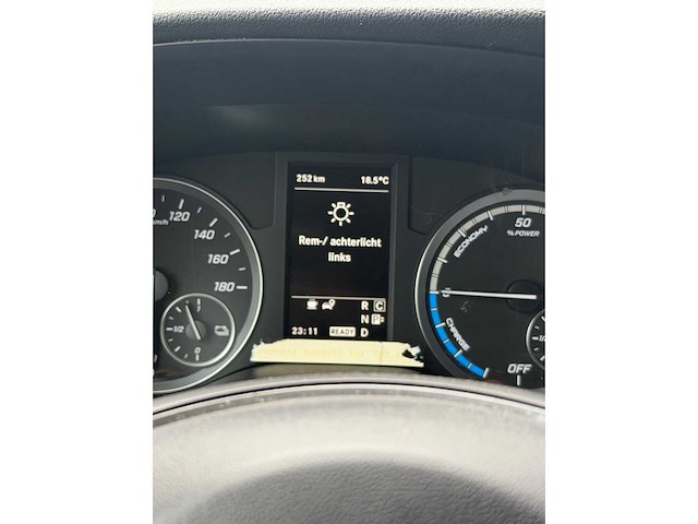 Mercedes - vito e - car - 2021 - afbeelding 1 van  7