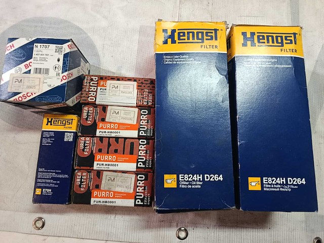 Mercedes - vrachtwagen diverse filters (8x) - afbeelding 2 van  3