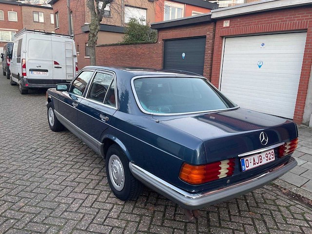 Mercedes- benz - 380 se - v8 - oldtimer - afbeelding 8 van  12
