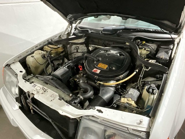 Mercedes 124c vintage auto's - afbeelding 10 van  23