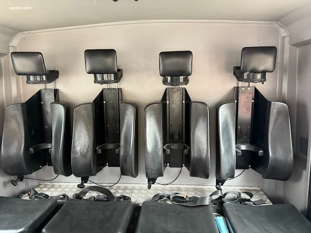 Mercedes 1325f 2000 - afbeelding 27 van  46