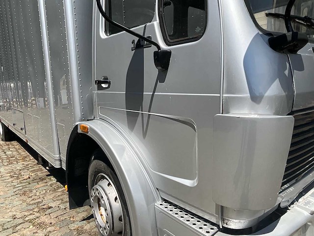 Mercedes 1419 event truck/roadshow truck/presentatieruimte 40m2 - afbeelding 13 van  34