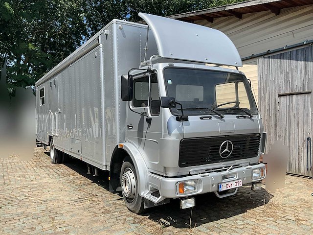 Mercedes 1419 event truck/roadshow truck/presentatieruimte 40m2 - afbeelding 33 van  34