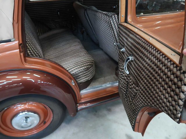 Mercedes 170 cabrio-limousine - afbeelding 3 van  118