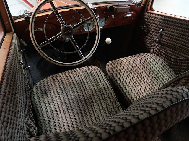 Mercedes 170 cabrio-limousine - afbeelding 21 van  118