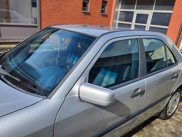 Mercedes 180c, 1995 - afbeelding 6 van  49