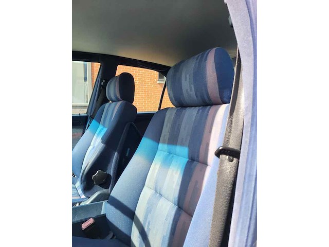 Mercedes 180c, 1995 - afbeelding 15 van  49