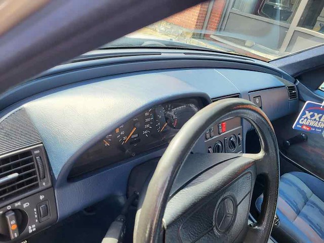 Mercedes 180c, 1995 - afbeelding 16 van  49