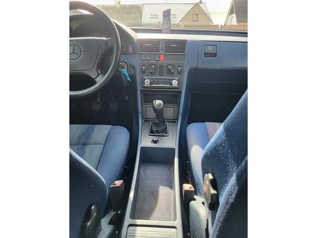Mercedes 180c, 1995 - afbeelding 21 van  49