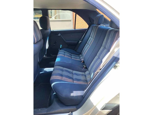 Mercedes 180c, 1995 - afbeelding 25 van  49