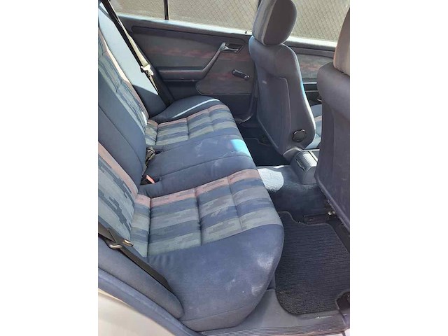 Mercedes 180c, 1995 - afbeelding 31 van  49
