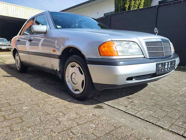 Mercedes 180c, 1995 - afbeelding 34 van  49