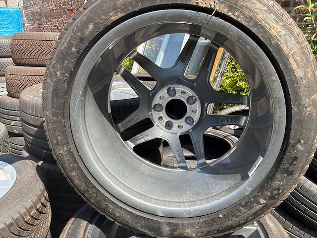 Mercedes 19 inch set van 4 banden voor mercedes amg origineel + velgen met sensoren - afbeelding 4 van  12