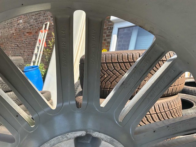 Mercedes 19 inch set van 4 banden voor mercedes originele + velgen met tweedimensionale sensoren - afbeelding 4 van  13