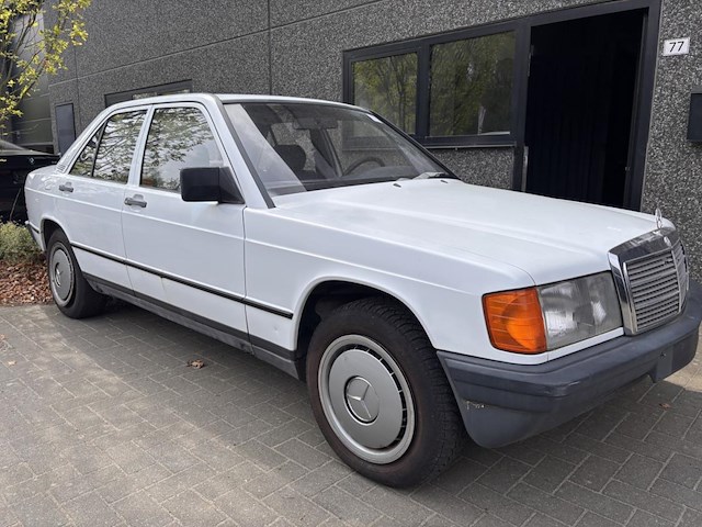 Mercedes 190, 1986 - afbeelding 23 van  30