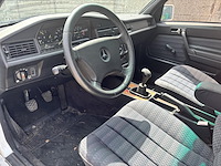Mercedes 190e, 1989 - afbeelding 2 van  32