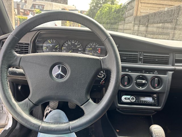 Mercedes 190e, 1989 - afbeelding 4 van  32