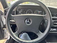 Mercedes 190e, 1989 - afbeelding 8 van  32