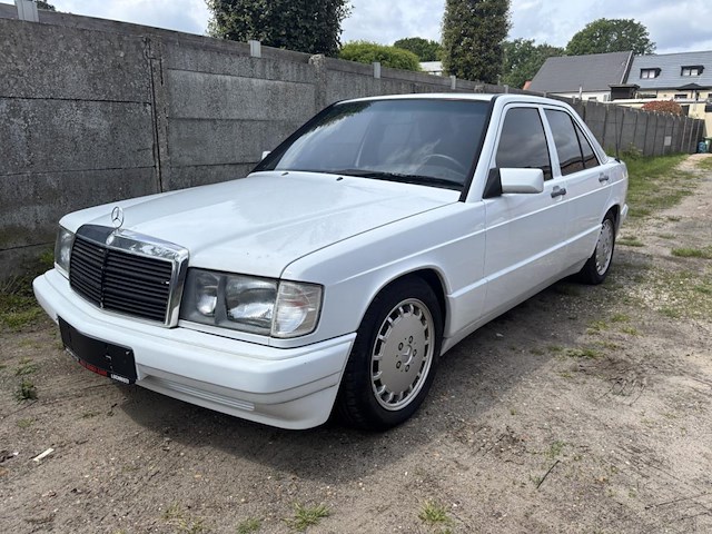Mercedes 190e, 1989 - afbeelding 12 van  32
