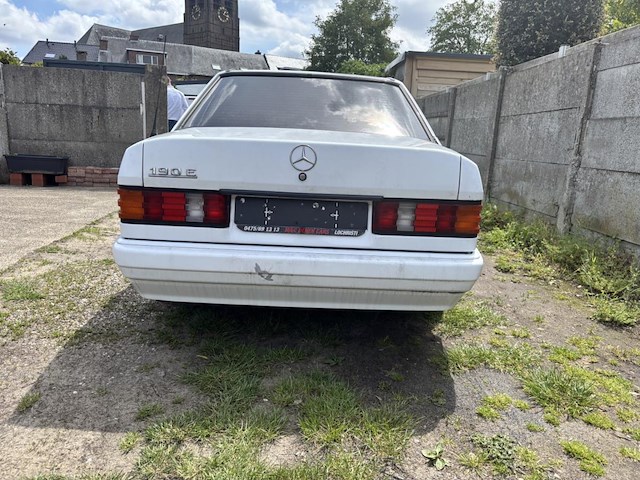 Mercedes 190e, 1989 - afbeelding 29 van  32
