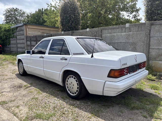 Mercedes 190e, 1989 - afbeelding 30 van  32