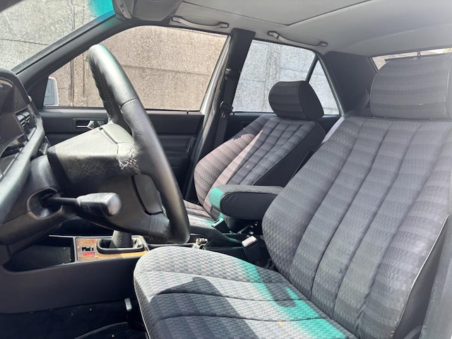 Mercedes 190e, 1989 - afbeelding 32 van  32