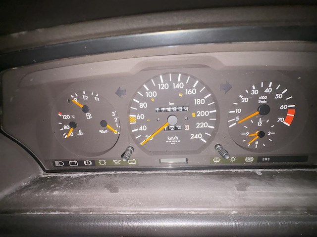 Mercedes 220 cabrio - afbeelding 4 van  24