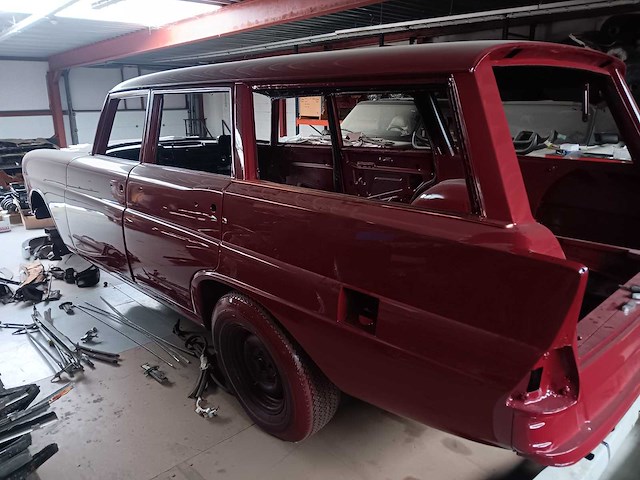 Mercedes 230 s universal estate - afbeelding 9 van  10