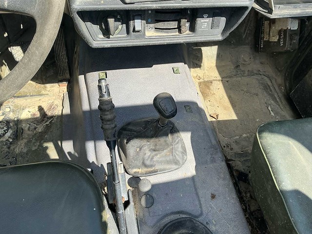 Mercedes 250 gd wolf oldtimer - afbeelding 20 van  30