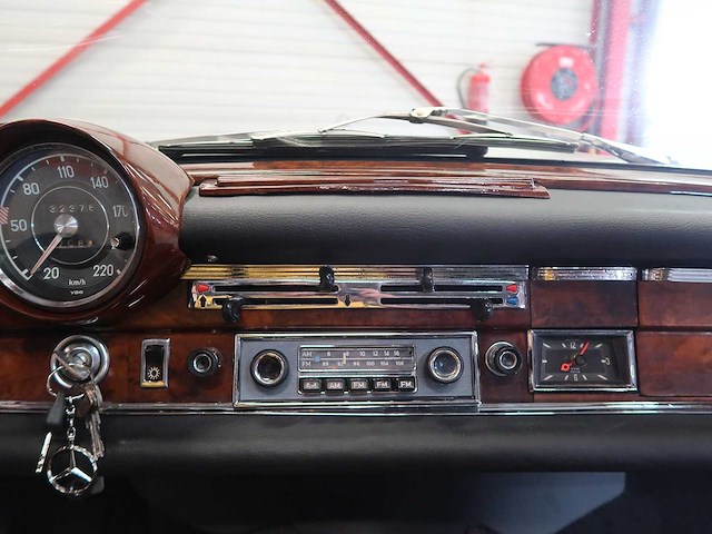 Mercedes 250 se coupe - afbeelding 35 van  66