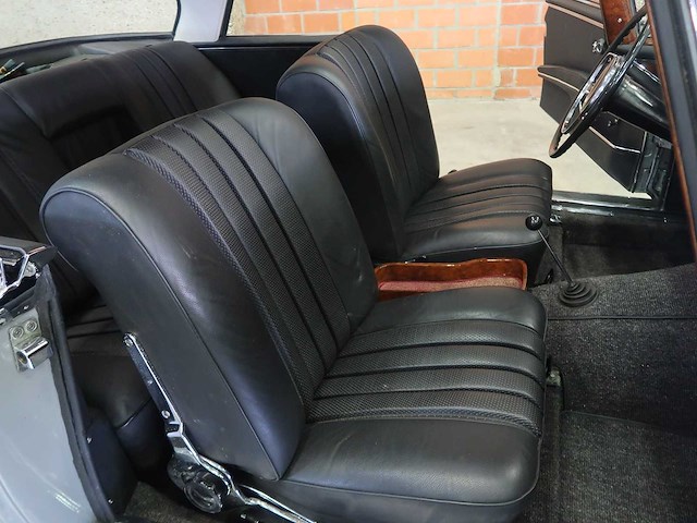 Mercedes 250 se coupe - afbeelding 47 van  66