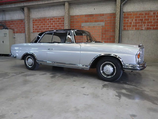 Mercedes 250 se coupe - afbeelding 37 van  66
