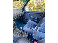 Mercedes 250 w123 vintage auto's > 15 - afbeelding 2 van  17