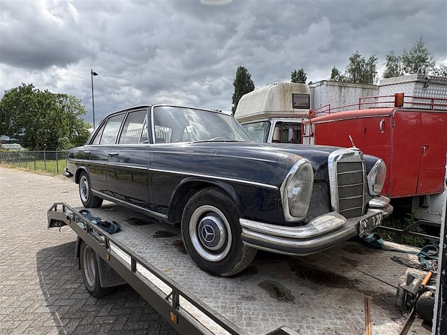 Mercedes 250se - afbeelding 1 van  19