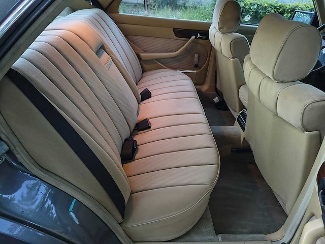 Mercedes 280s - 1983 - afbeelding 9 van  22