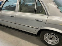 Mercedes 280se oldtimer - afbeelding 4 van  29